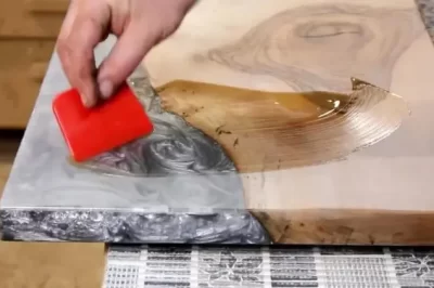 如何将环氧树脂粘合到木材上？