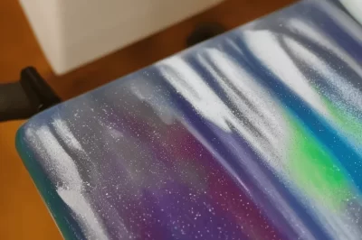 如何防止透明涂层剥落？