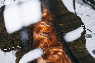 环氧灌浆比打磨灌浆好吗？