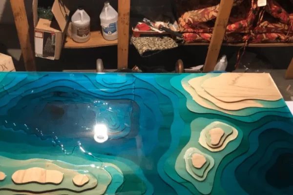 环氧树脂灌浆会粘在木头上吗？