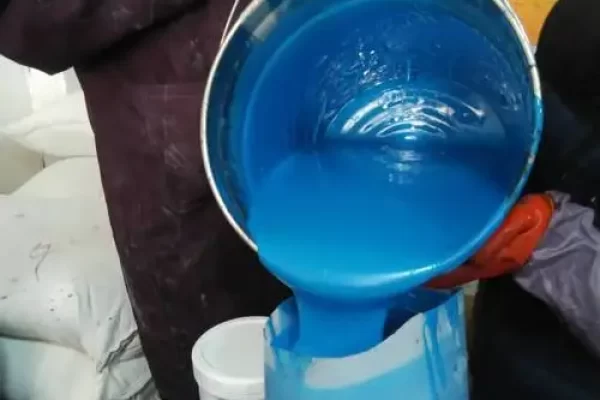 你能在粉末涂层的玻璃杯上涂上环氧树脂吗？