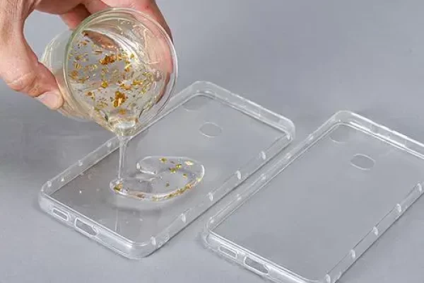 可以混合环氧树脂和聚酯树脂吗？