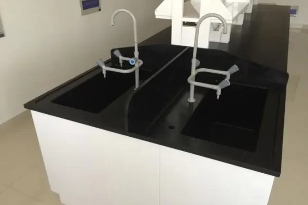 你能在厨房台面上使用环氧树脂吗？