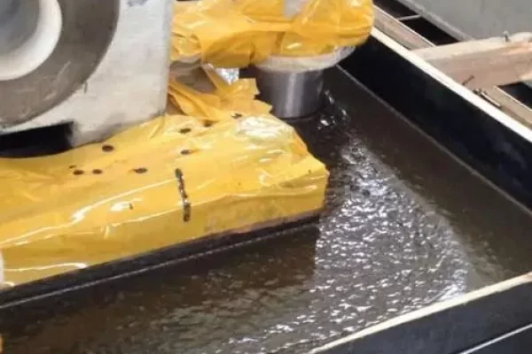 环氧树脂和灌浆有什么区别？