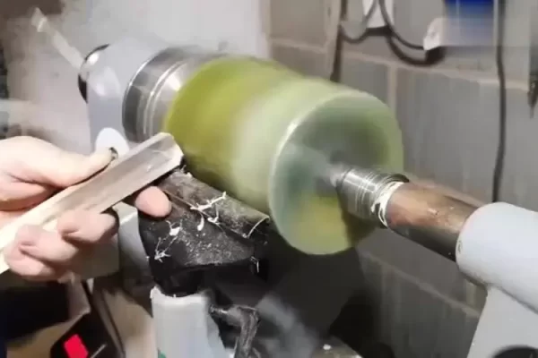 在打磨环氧树脂之前要等待多长时间？