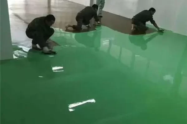 车库地板上的环氧树脂应该有多厚？