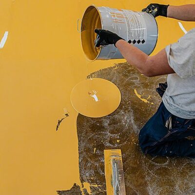 是否可以在现有的自酸蚀底漆上使用环氧底漆？