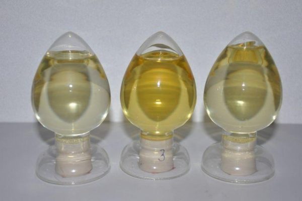 聚酯树脂会粘在环氧树脂上吗？