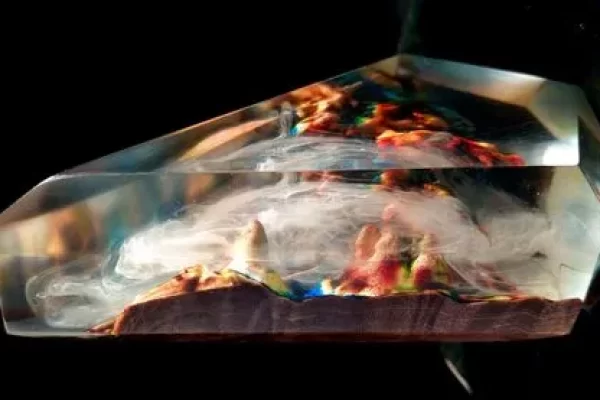 我应该在树脂之前密封木材吗？