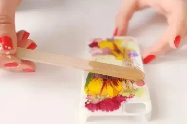 如何在环氧树脂中保存鲜花？