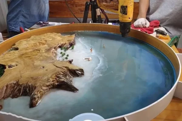 你能用环氧树脂密封木头吗？