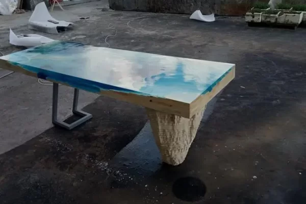 我可以在染色木材上涂环氧树脂吗？