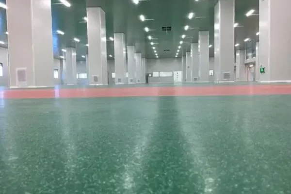 如何重新环氧树脂车库地板？