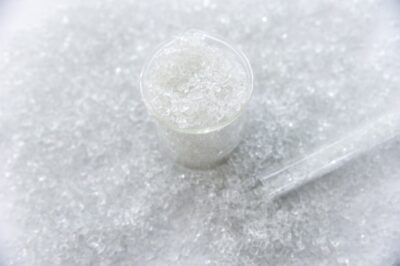 关于聚酯树脂的一切 – 特性和用途