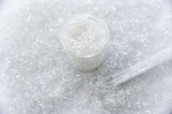 关于聚酯树脂的一切 – 特性和用途