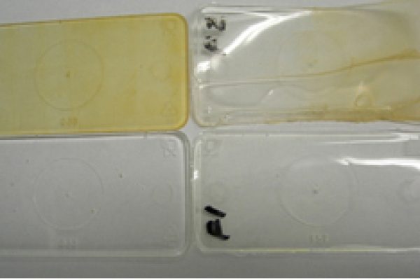 显示UV如何测试环氧树脂和PU样品变黄的图像。