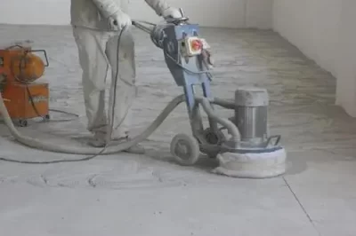 打磨环氧树脂时扬起的灰尘是否真的会刺激皮肤？