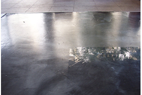 环氧树脂应用 - 光泽或半光泽地板是最好的吗？