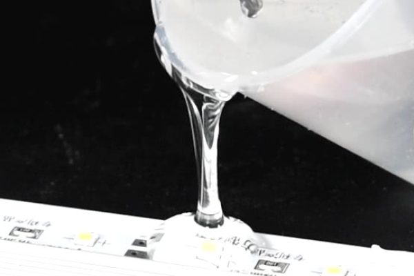 应用玻璃纤维织物需要多少环氧树脂？