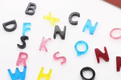 DIY 树脂字母的提示和技巧