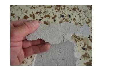 涂层的底面显示密封剂如何不能防止软混凝土失效。