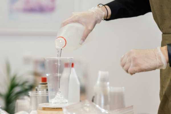 如何为您的项目选择最好的透明环氧树脂？