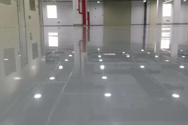 地板涂层表面处理——复涂或不复涂