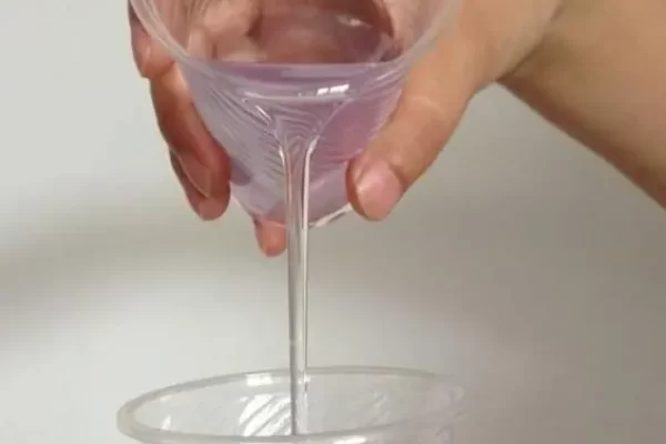 应该在环氧树脂中添加多少圆角混合物才能制作出完美的圆角？