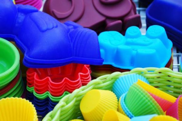 什么是硅胶注射成型？