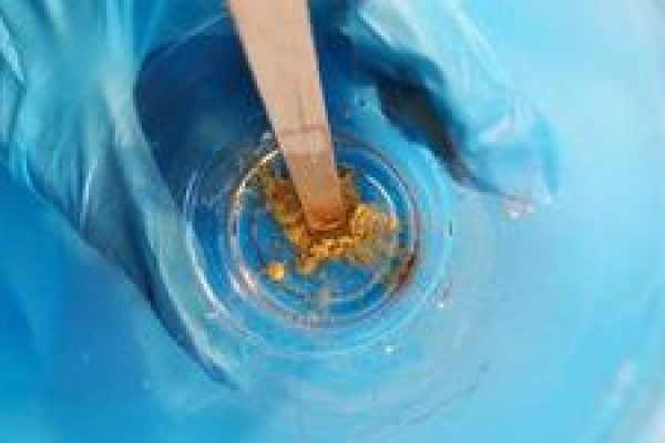 如何安全使用环氧树脂？