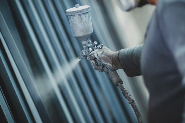 如何修复胶衣上的划痕？