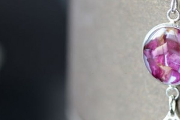 怎样用环氧树脂工艺品来完成用树脂做的东西？