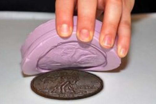 硅胶模具制作 - 入门指南