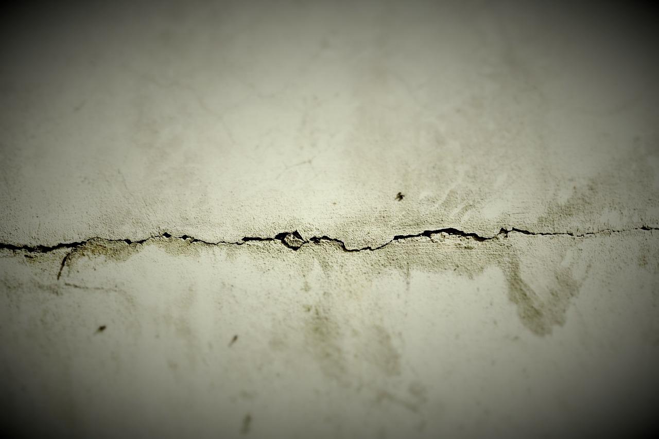 wall-crack