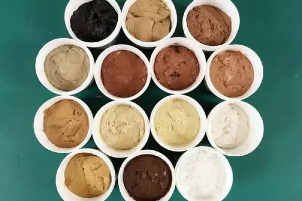 你能在木材填料上弄脏吗？