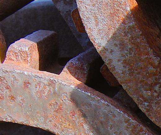 rusty-metal-gears-1