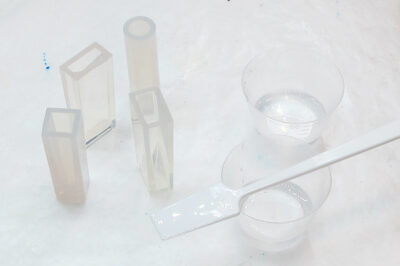 懒惰的工匠用树脂制作吊坠的方式