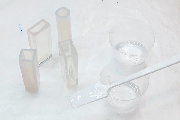 懒惰的工匠用树脂制作吊坠的方式