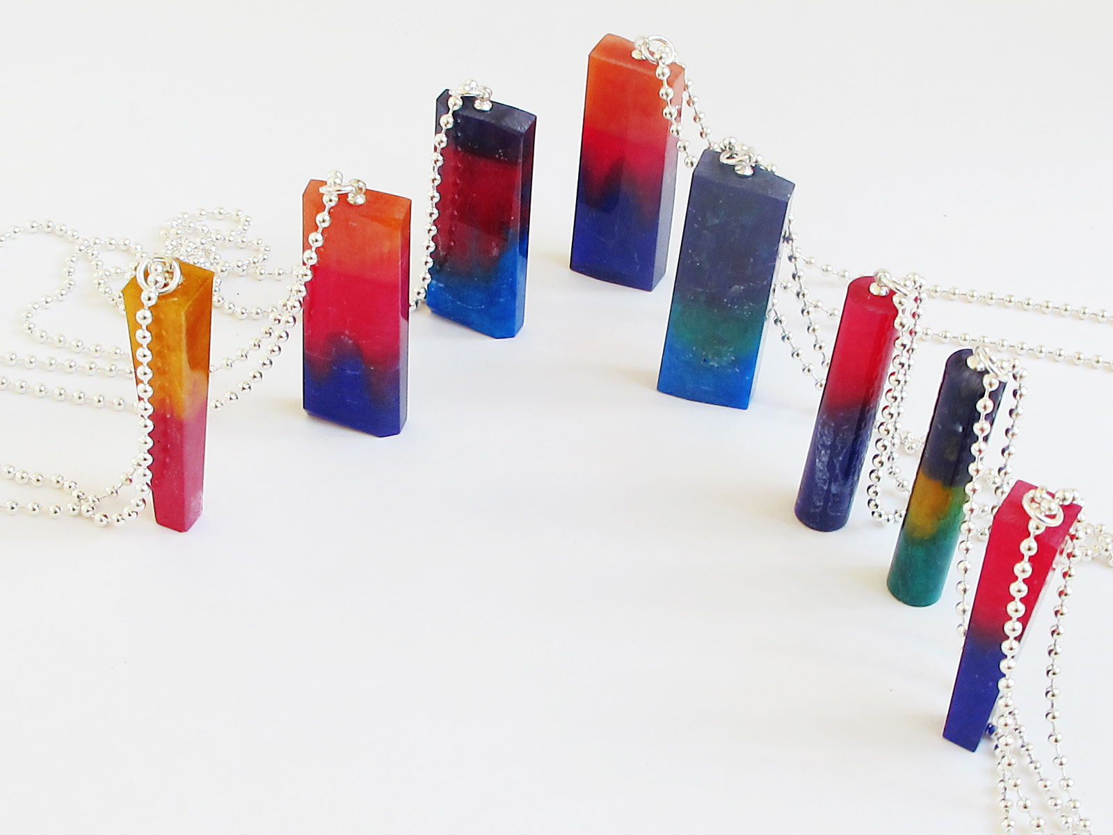 rainbow-resin-necklaces