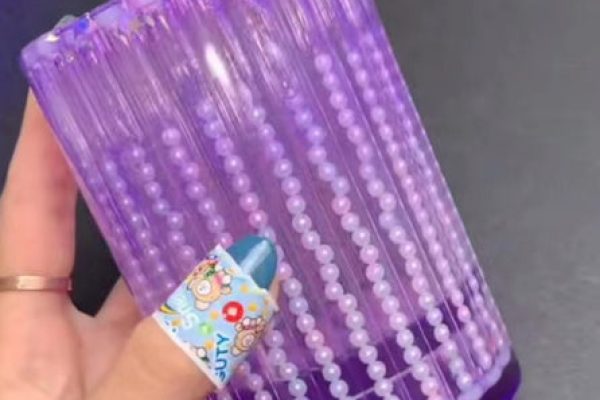 如何制作一个艺术树脂笔筒？