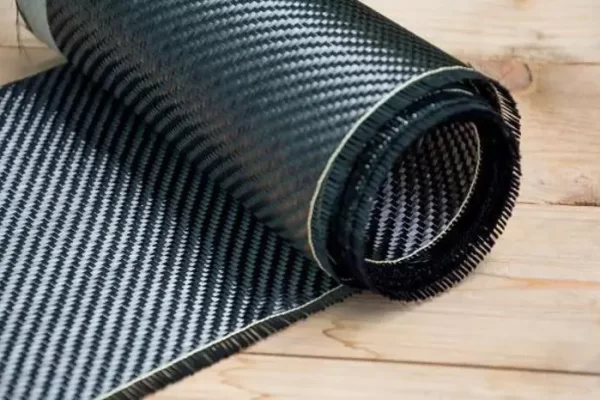 您能提供常用碳纤维的行业的例子吗？