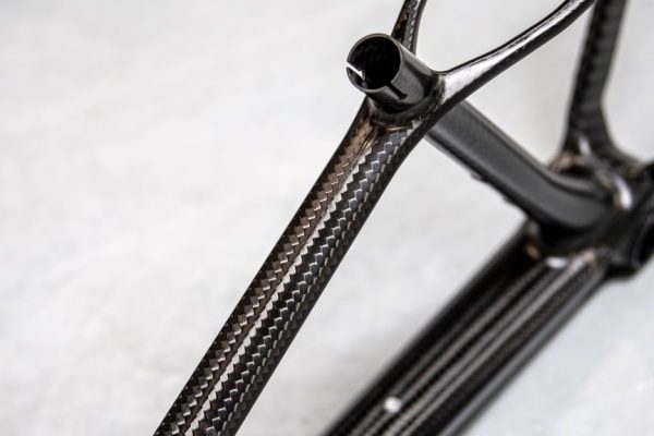 碳纤维圆管与铝管的差异