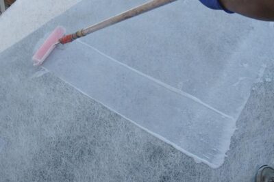 玻璃钢制品的耐腐蚀性能相对于金属材料有何优势？