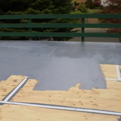 如何选择玻璃钢防水的玻璃纤维布厚度和纤维类型？