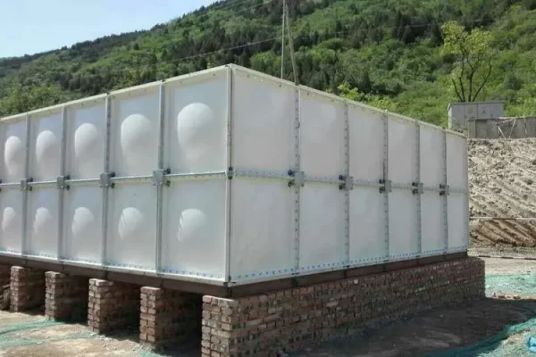 玻璃钢材料在高温下的耐压性能会降低吗？