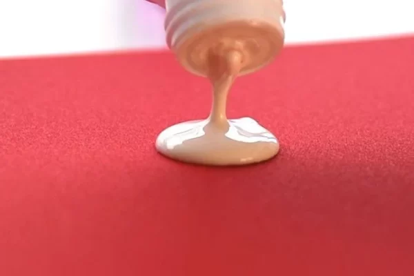 有哪些常见的胶水产品规范和认证要求？