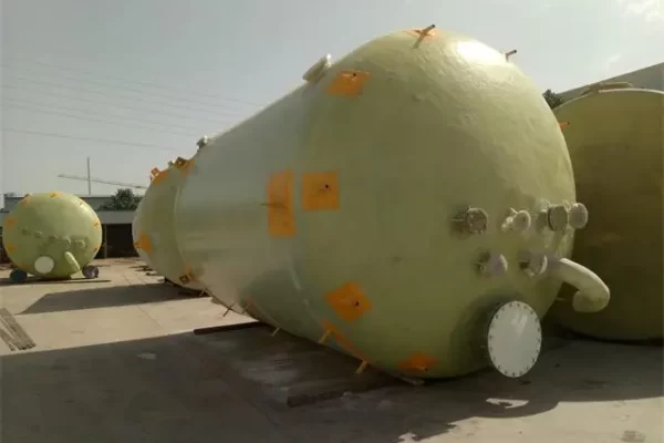 玻璃钢储罐的内层涂层需要定期更换吗？