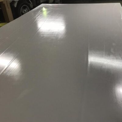 如何根据应用需求选择合适的胶衣和固化剂配比？