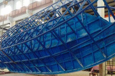 玻璃钢船艇脱模的步骤和建议