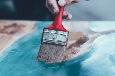 如何清洁工具上的环氧树脂？